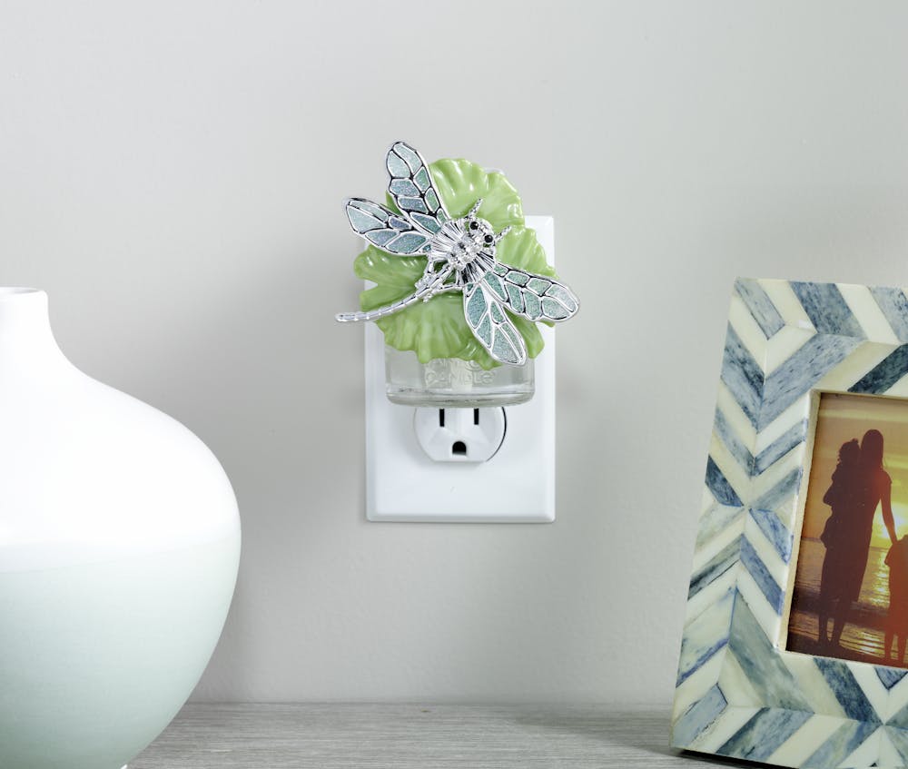Dragonfly on Lilypad ScentPlug® Diffuser w/ Light