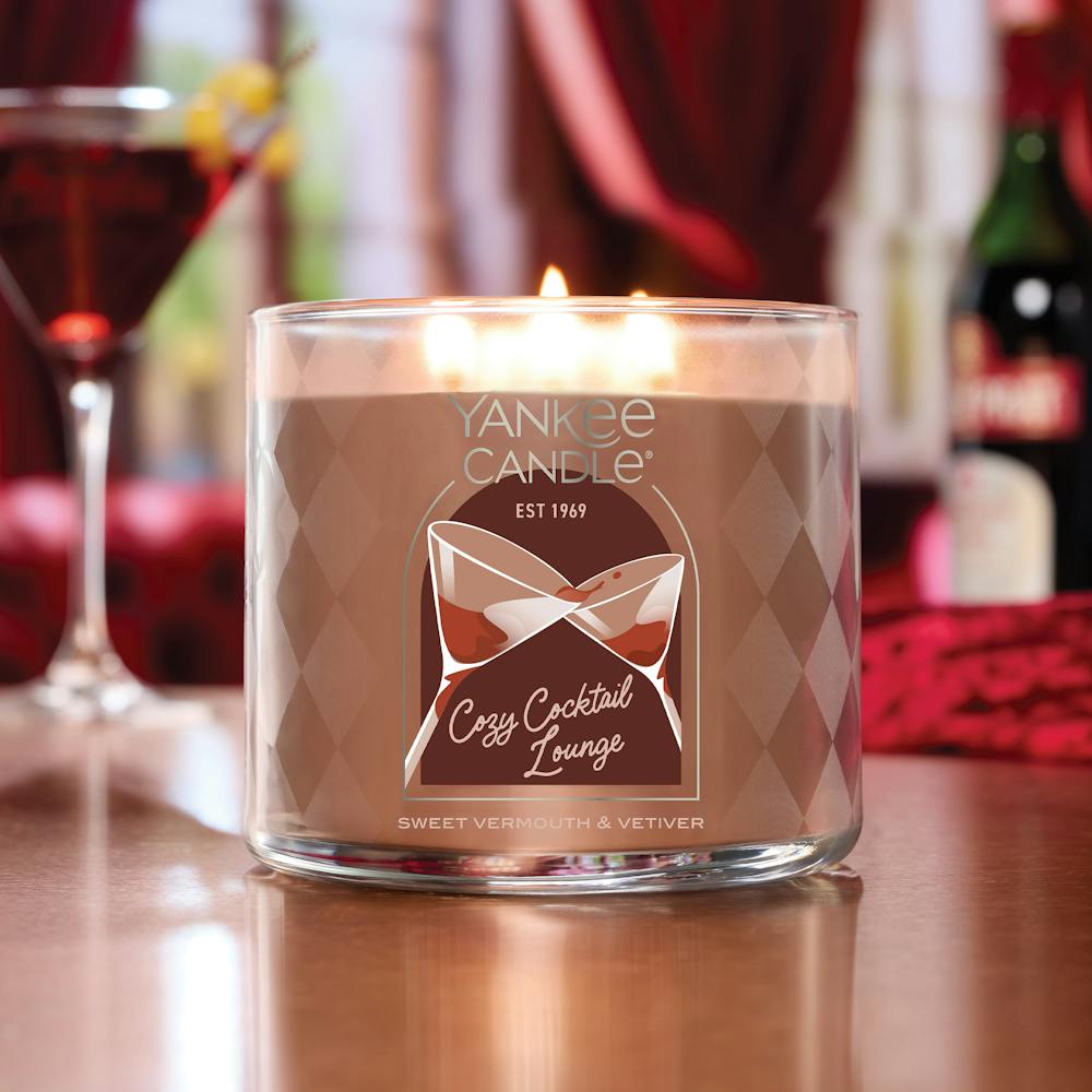 Cozy Cocktail Lounge